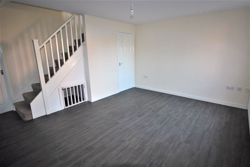 3 bed house for sale in Griffin Road, New Ollerton, NG22  - Property Image 4