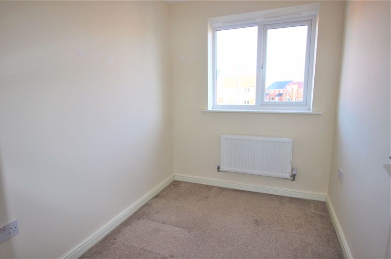 3 bed house for sale in Griffin Road, New Ollerton, NG22  - Property Image 7