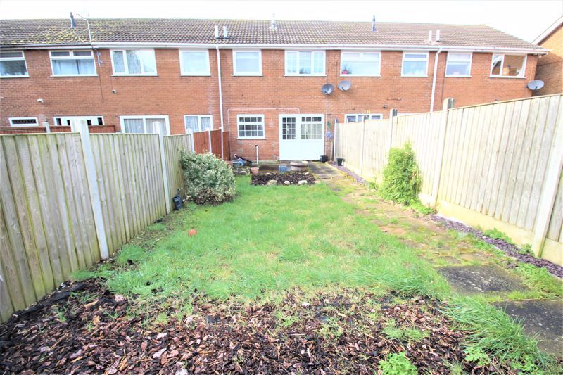 3 bed house for sale in Kingsway Avenue, New Ollerton, NG22  - Property Image 11