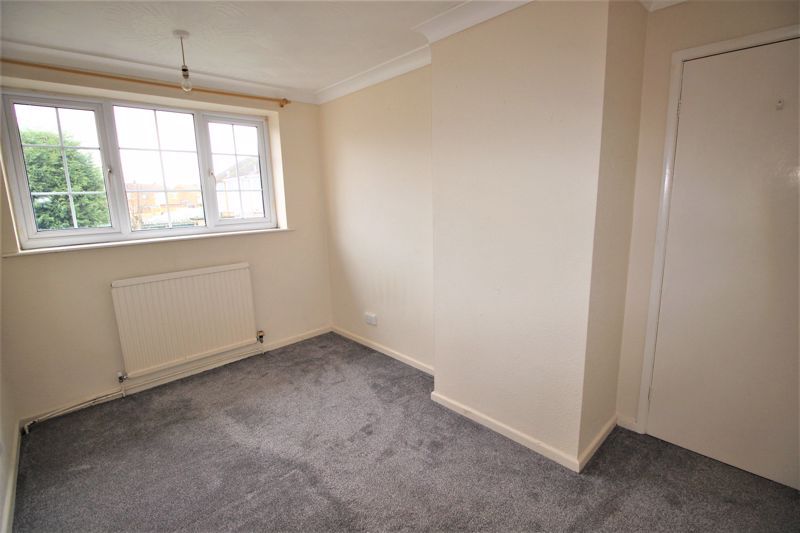 3 bed house for sale in Kingsway Avenue, New Ollerton, NG22 7