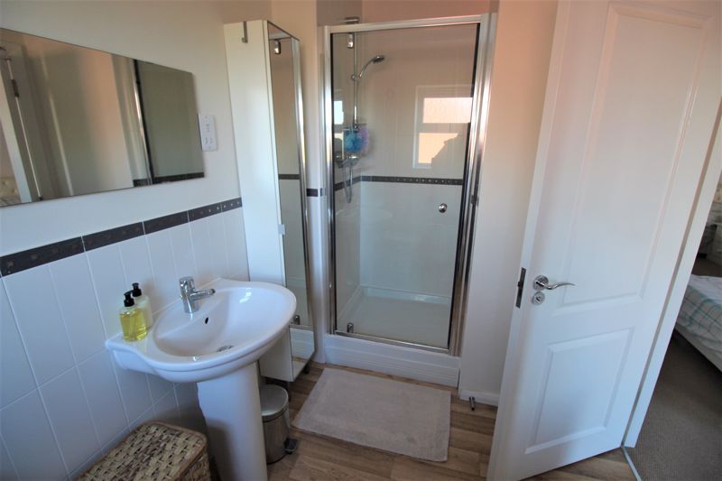 4 bed house for sale in Occupation Lane, Mansfield, NG21 15