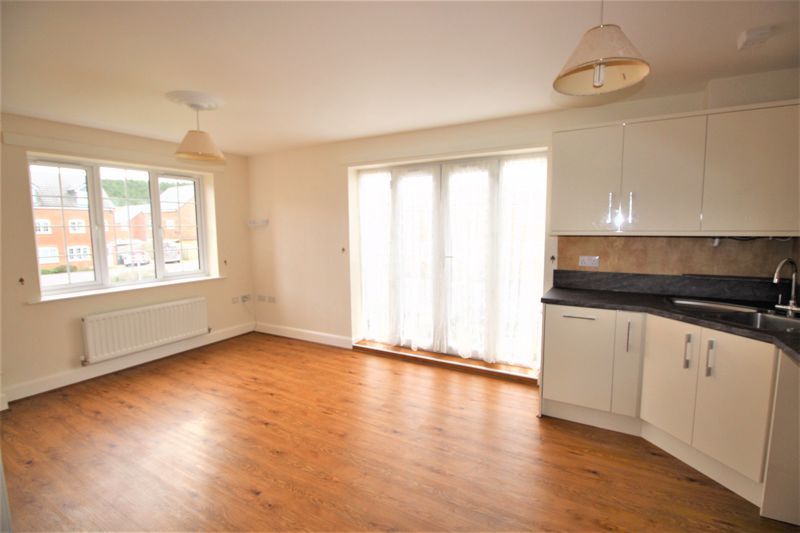 2 bed flat for sale in Newark Court, Ollerton, NG22  - Property Image 1