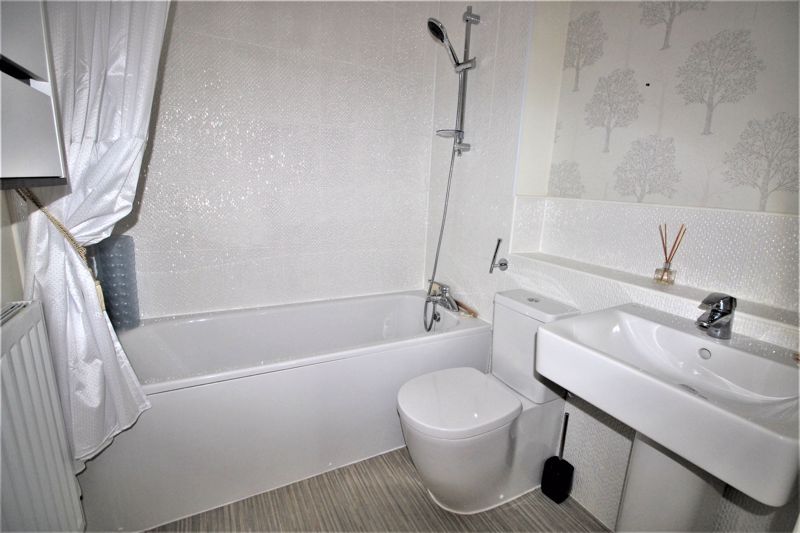 2 bed flat for sale in Newark Court, Ollerton, NG22  - Property Image 11