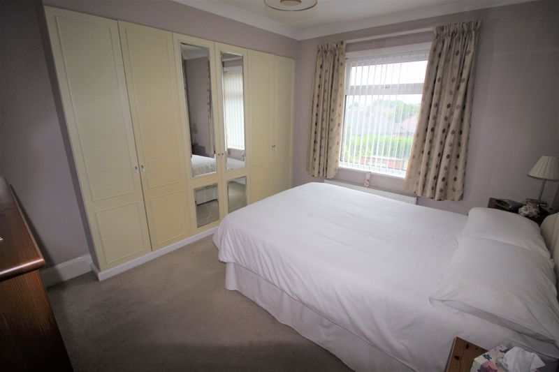 3 bed  for sale in Forest Road, Newark, NG22  - Property Image 12