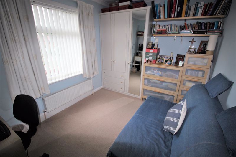 3 bed  for sale in Forest Road, Newark, NG22  - Property Image 13