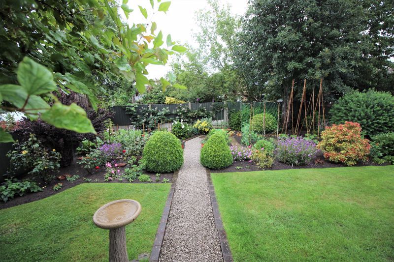 3 bed  for sale in Forest Road, Newark, NG22 20