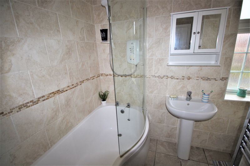 3 bed house for sale in Whinney Lane, New Ollerton, NG22  - Property Image 11