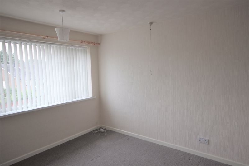 3 bed house for sale in Hawthorn Drive, New Ollerton, NG22  - Property Image 11