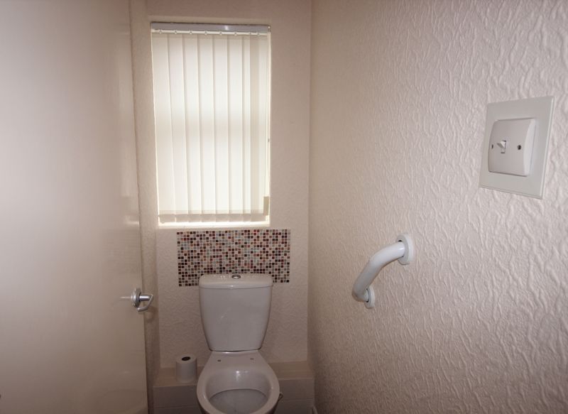 3 bed house for sale in Hawthorn Drive, New Ollerton, NG22 16
