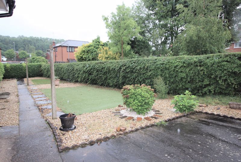 3 bed house for sale in Hawthorn Drive, New Ollerton, NG22  - Property Image 18