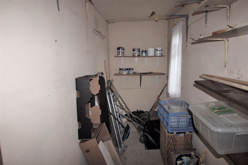 3 bed house for sale in Hawthorn Drive, New Ollerton, NG22  - Property Image 7