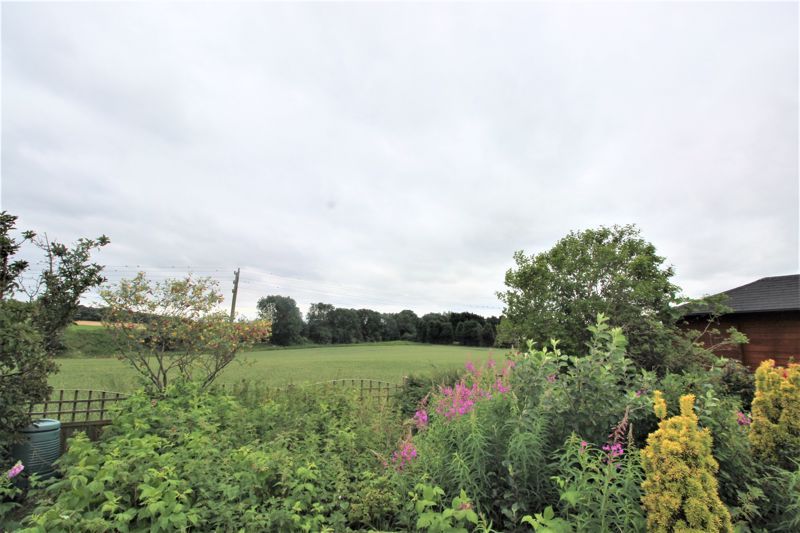 2 bed bungalow for sale in Tor Lane, Ollerton, NG22 11
