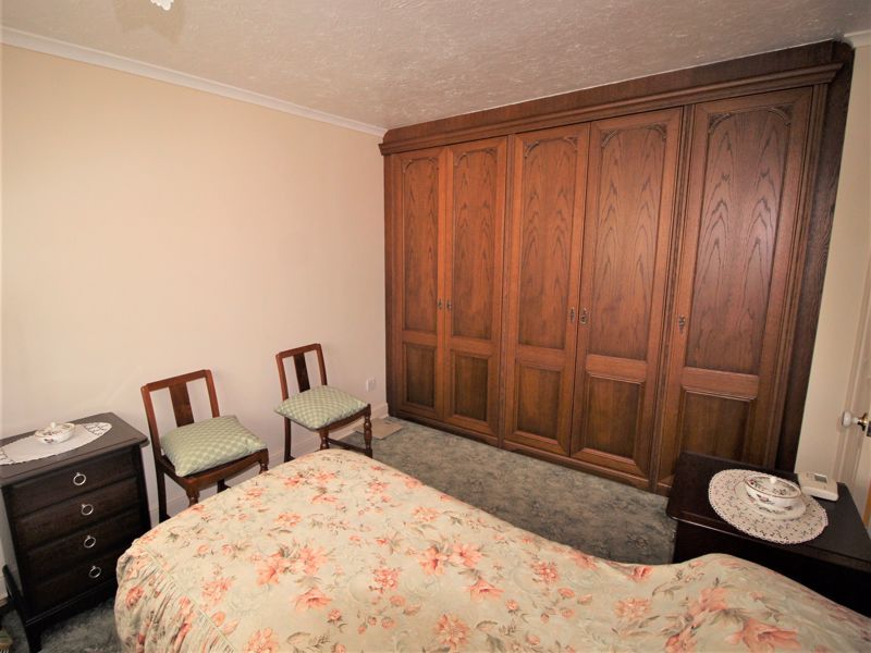 2 bed bungalow for sale in Pinewood Avenue, Mansfield, NG21  - Property Image 11
