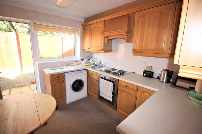 2 bed bungalow for sale in Pinewood Avenue, Mansfield, NG21 7