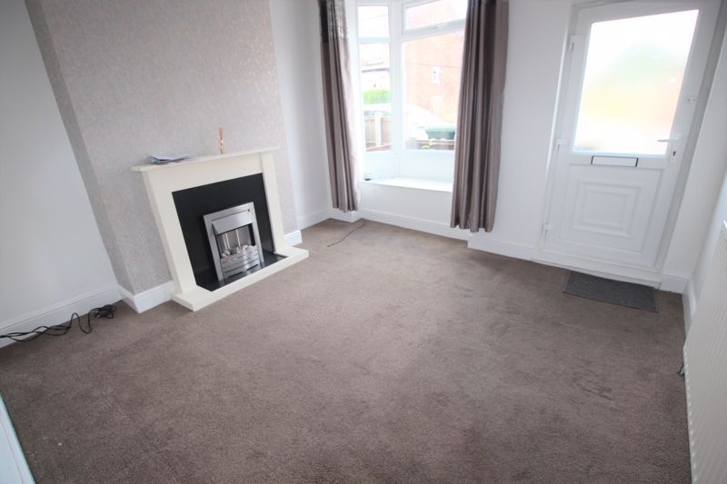 2 bed house to rent in Wharton Street, Retford, DN22  - Property Image 2