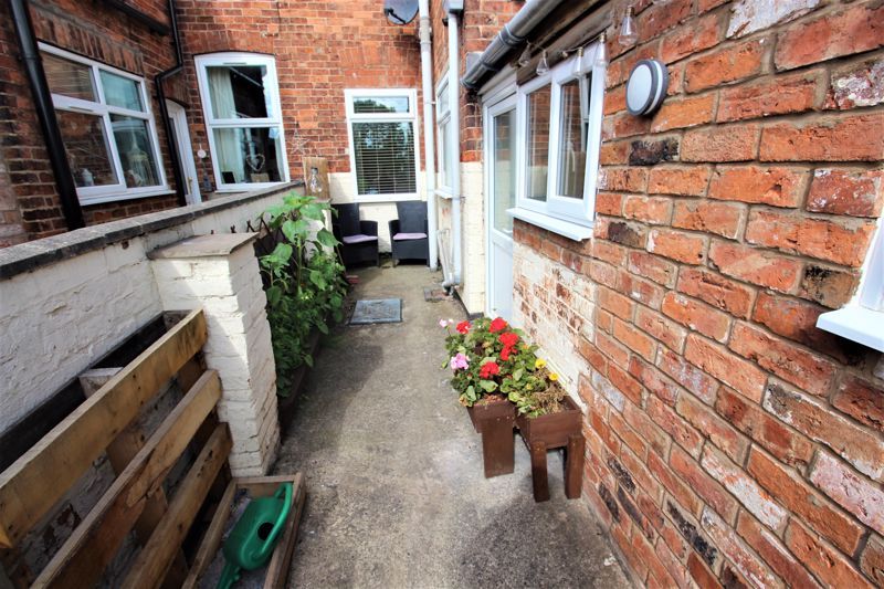 2 bed house to rent in Wharton Street, Retford, DN22  - Property Image 14