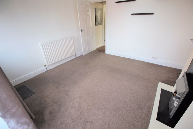 2 bed house to rent in Wharton Street, Retford, DN22  - Property Image 5