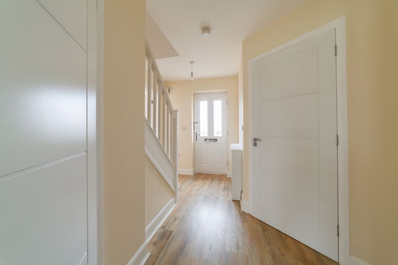 3 bed house for sale in Goodwill Road, Ollerton, NG22  - Property Image 2