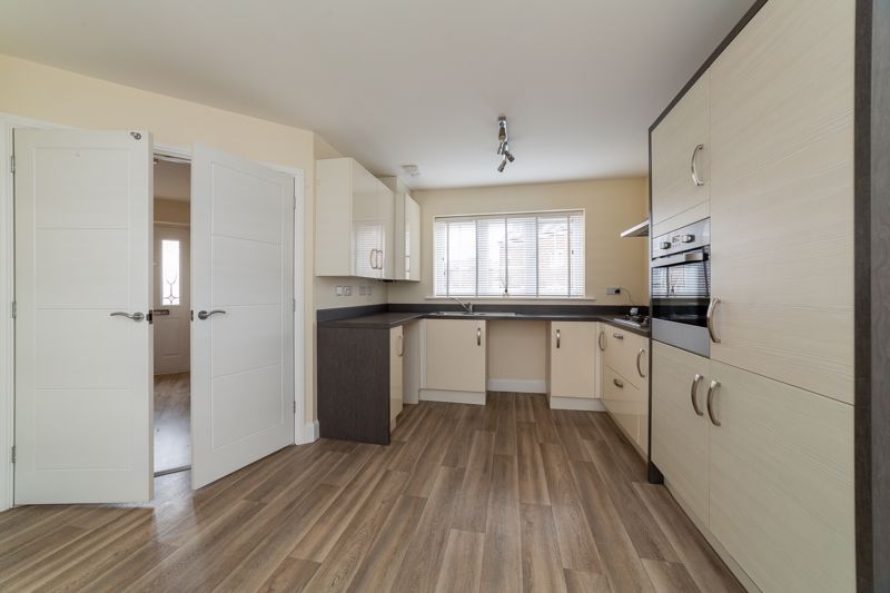 3 bed house for sale in Goodwill Road, Ollerton, NG22  - Property Image 6