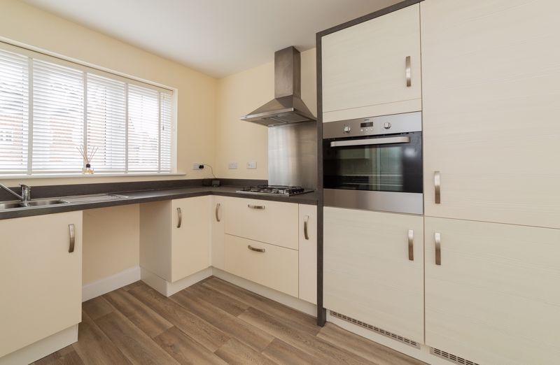 3 bed house for sale in Goodwill Road, Ollerton, NG22  - Property Image 8