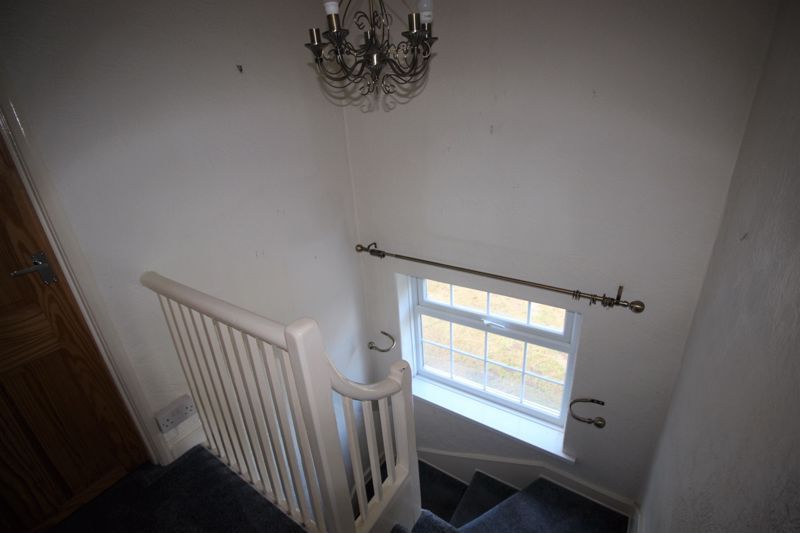 3 bed house for sale in Clipstone Road, Edwinstowe, NG21  - Property Image 5