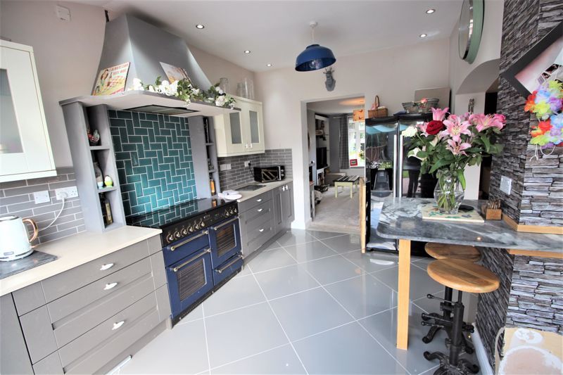 3 bed house for sale in Larch Road, New Ollerton, NG22  - Property Image 13