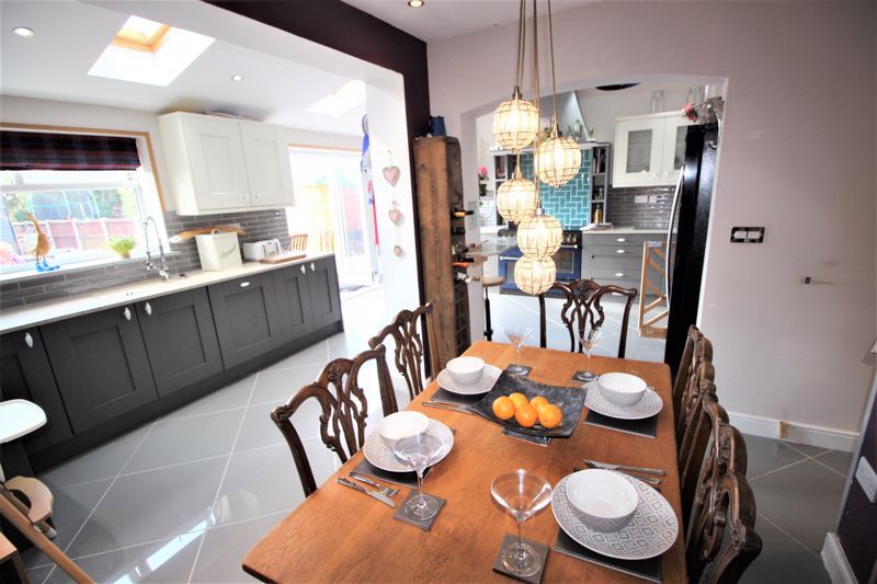 3 bed house for sale in Larch Road, New Ollerton, NG22  - Property Image 8