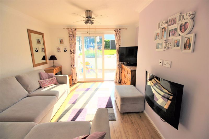 4 bed house for sale in Petersmith Drive, New Ollerton, NG22  - Property Image 3