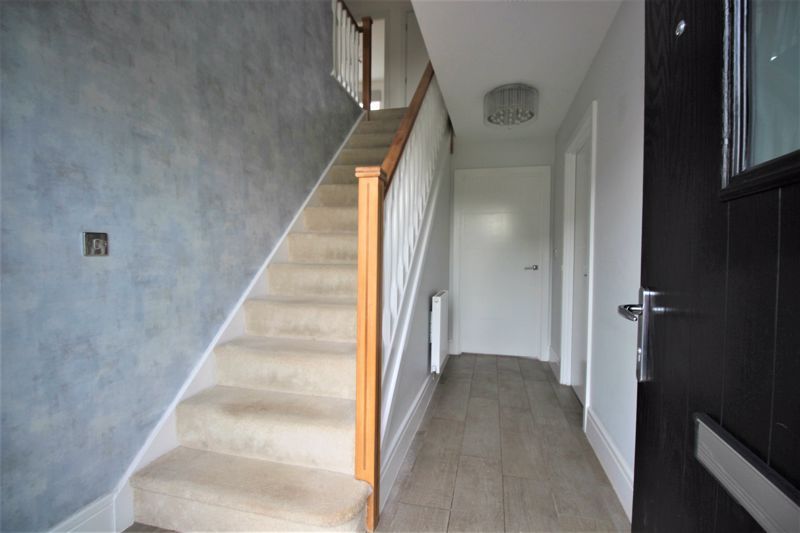 4 bed house for sale in Bluebird Avenue, Ollerton, NG22  - Property Image 2