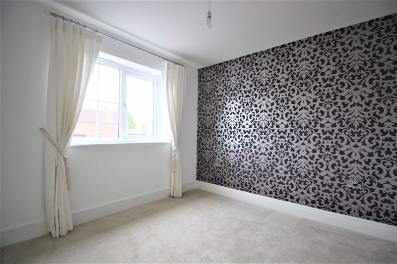 4 bed house for sale in Bluebird Avenue, Ollerton, NG22 16