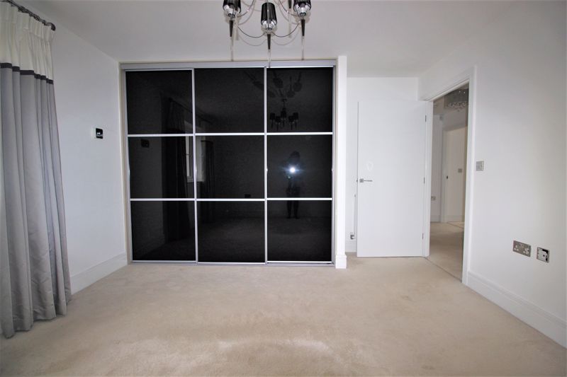4 bed house for sale in Bluebird Avenue, Ollerton, NG22 9