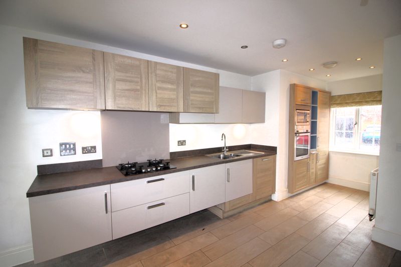3 bed house to rent in Kingfisher Way, Ollerton, NG22  - Property Image 3