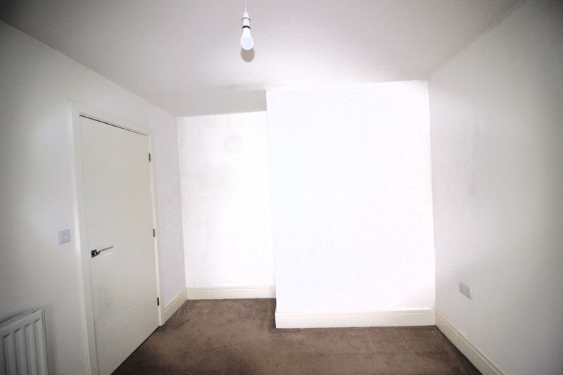 3 bed house to rent in Kingfisher Way, Ollerton, NG22  - Property Image 7