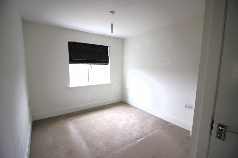 3 bed house to rent in Kingfisher Way, Ollerton, NG22  - Property Image 9
