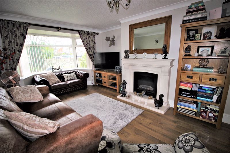 3 bed house for sale in Dove Croft, New Ollerton, NG22 13
