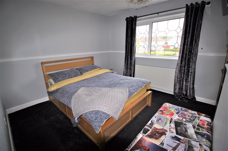 3 bed house for sale in Dove Croft, New Ollerton, NG22 5