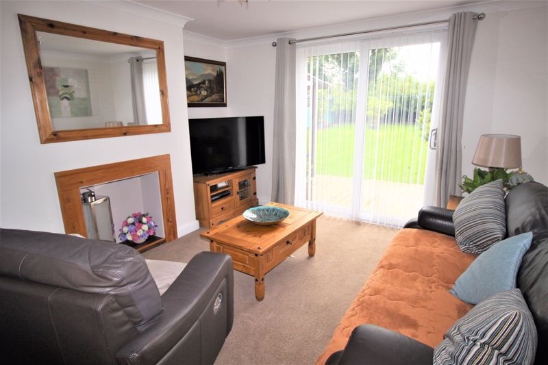 3 bed house for sale in Wellow Green, Wellow, NG22  - Property Image 2