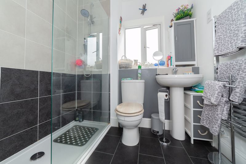 3 bed house for sale in Davy Close, Ollerton, NG22 11