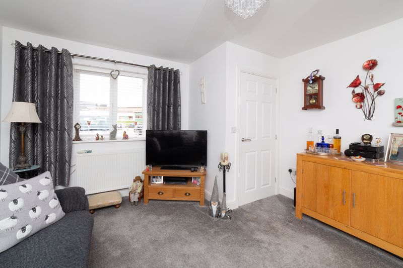 3 bed house for sale in Davy Close, Ollerton, NG22 4