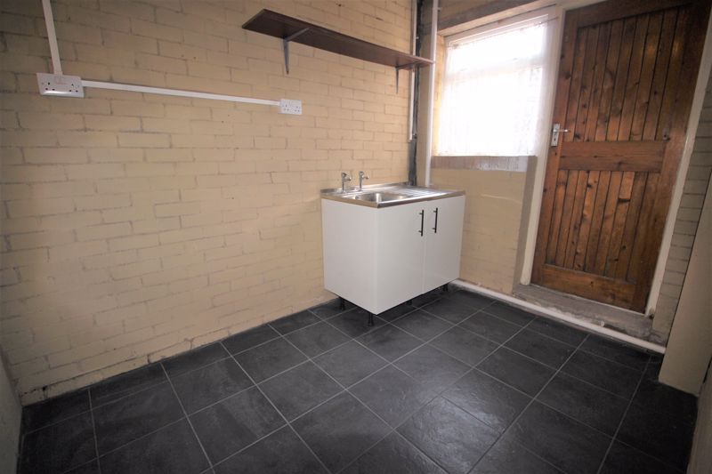 4 bed house for sale in Oak Tree Lane, Mansfield, NG18 20