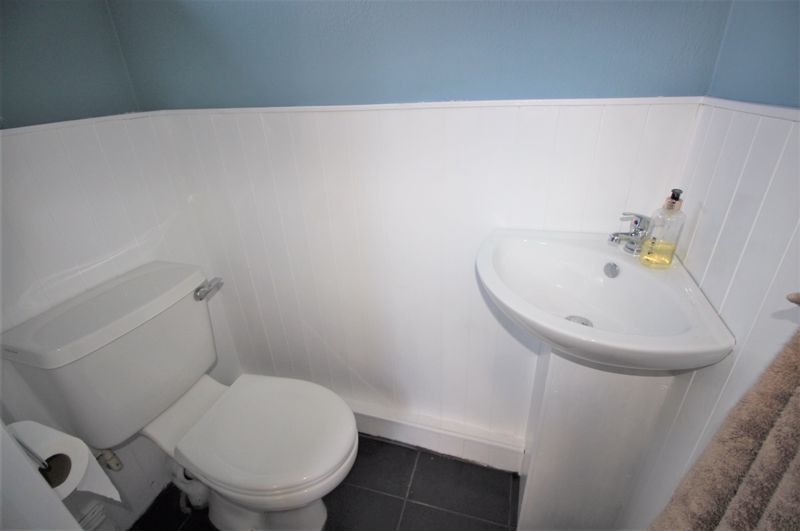4 bed house for sale in Oak Tree Lane, Mansfield, NG18  - Property Image 9