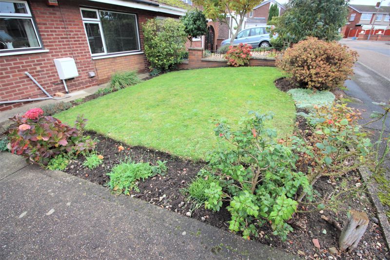2 bed bungalow for sale in Linton Drive, Boughton, NG22 13
