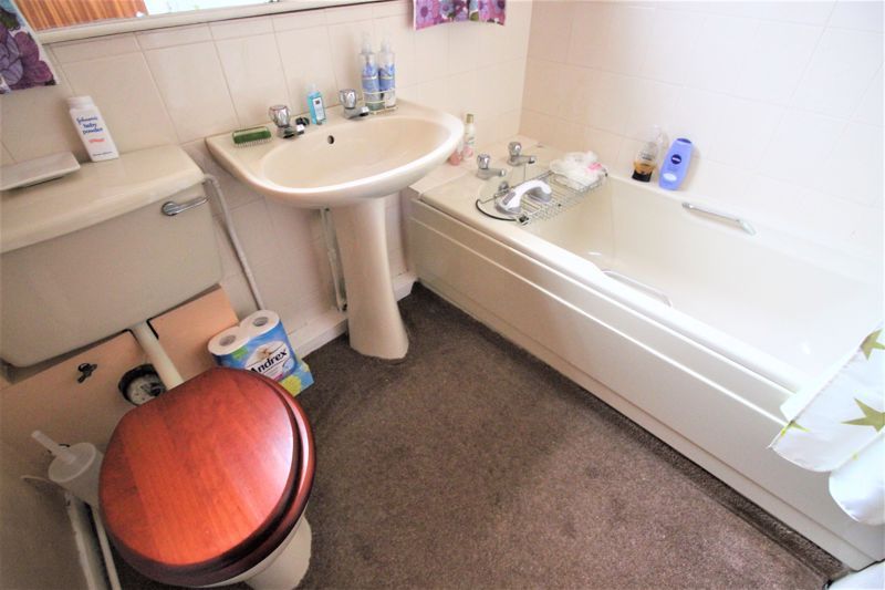2 bed bungalow for sale in Linton Drive, Boughton, NG22  - Property Image 10
