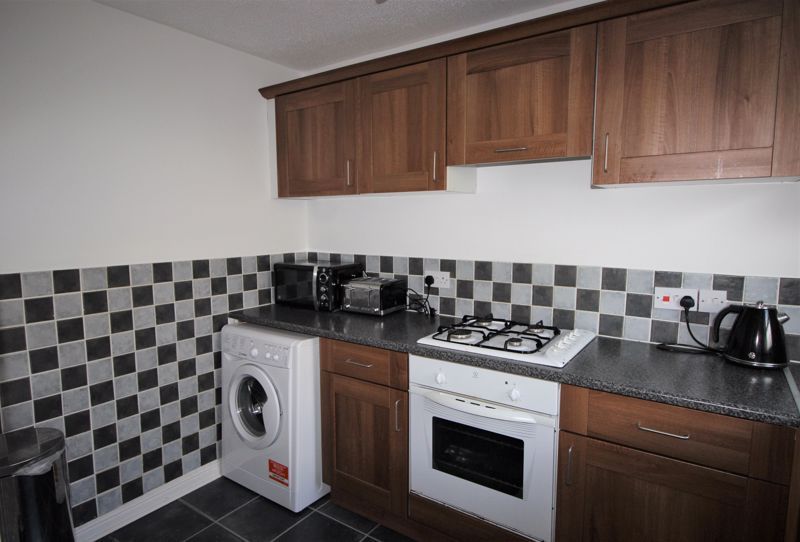 2 bed house for sale in Park Lane, Nottingham, NG16  - Property Image 3