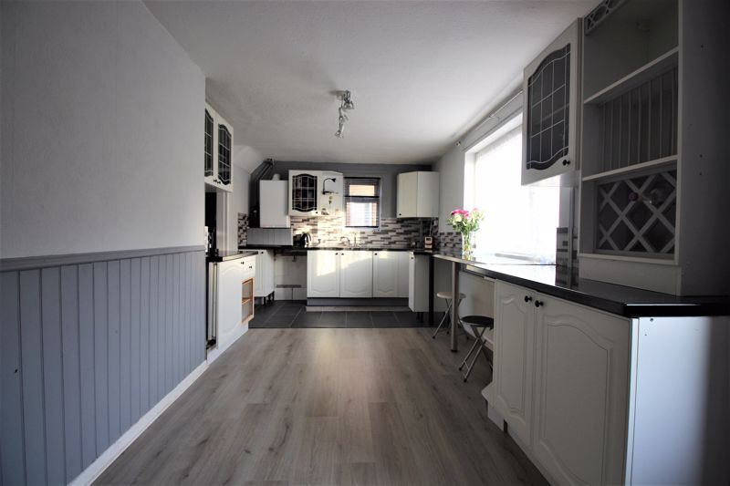 3 bed house to rent in Whitewater Road, Newark, NG22 2