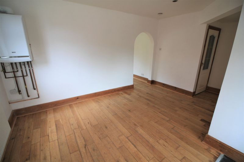 3 bed house for sale in Pine Avenue, New Ollerton, NG22  - Property Image 3