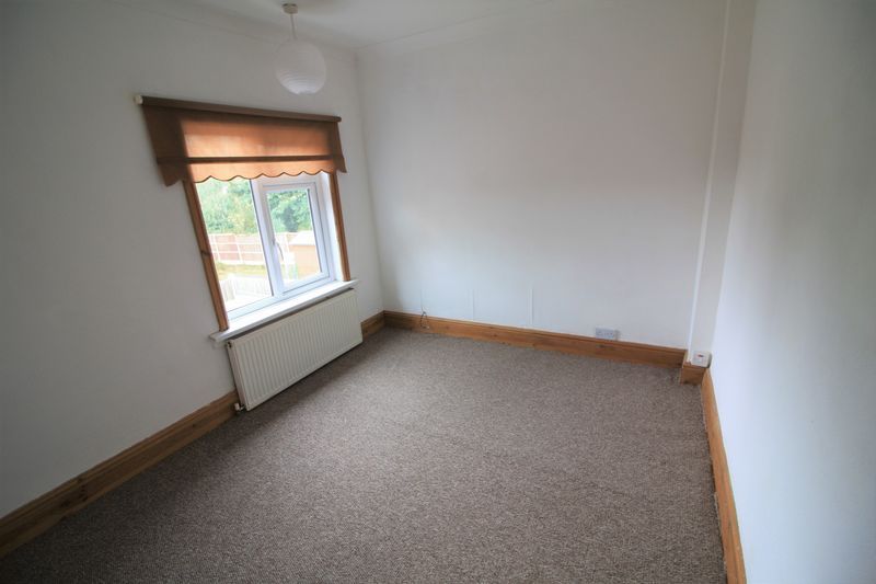3 bed house for sale in Pine Avenue, New Ollerton, NG22  - Property Image 7