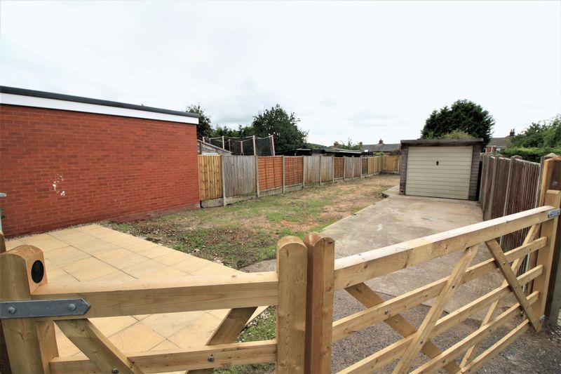 3 bed house for sale in Pine Avenue, New Ollerton, NG22  - Property Image 9