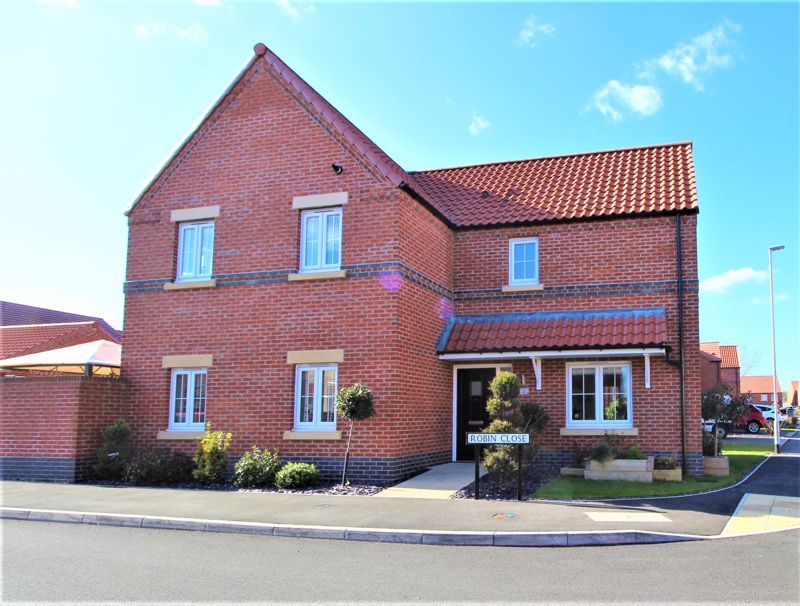 4 bed house for sale in Robin Close, Newark, NG22  - Property Image 1