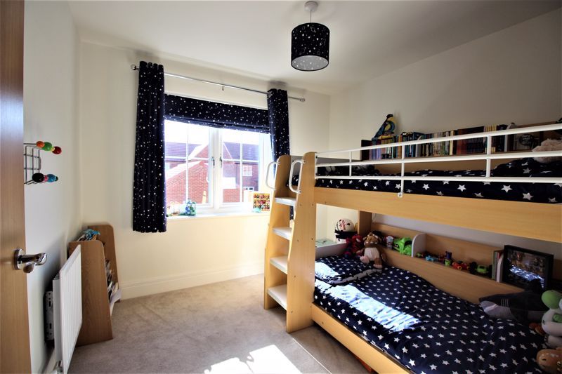 4 bed house for sale in Robin Close, Newark, NG22  - Property Image 12